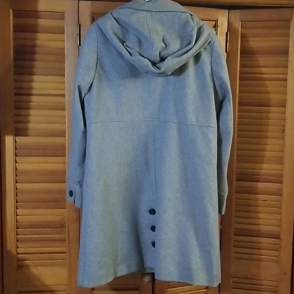 Coat with hood - Picture 3 of 5